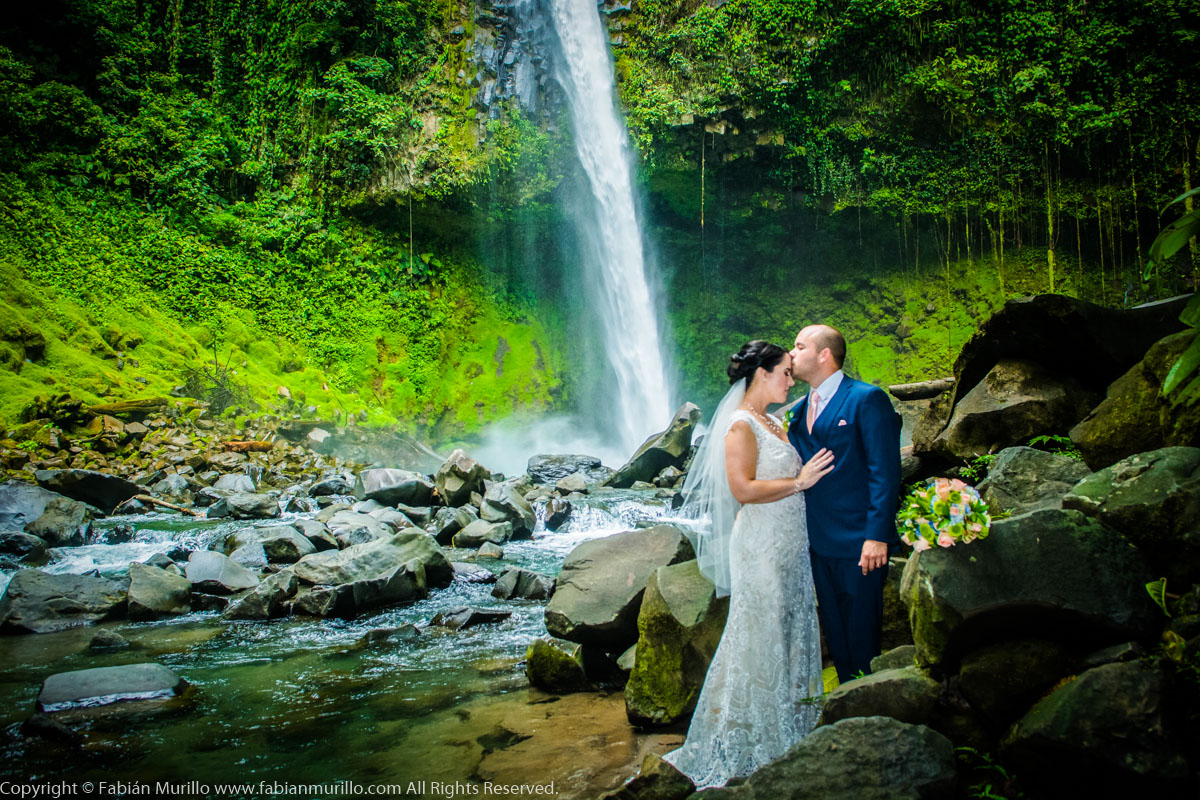 Photographer Destination wedding in Costa Rica